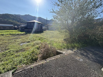 【外観】 | 多可町中区曽我井　県道沿い農地、農業倉庫