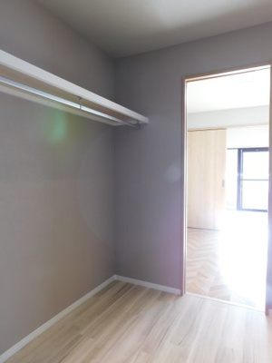 【収納】 | コアマンション博多南 | ウォークスルークローゼットです。