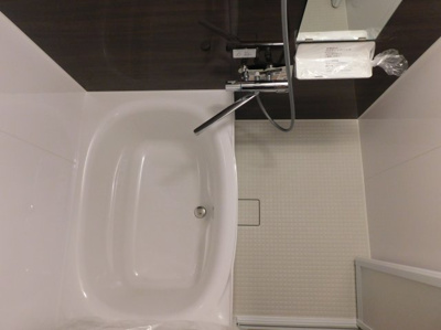 【浴室】 | コアマンション博多南 | ユニットバスも新品です。