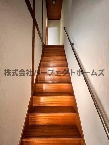 渚南町テラスの内装|明るい色調の室内です