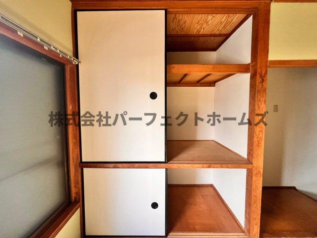 渚南町テラスの収納|たっぷりとした収納スペースです
