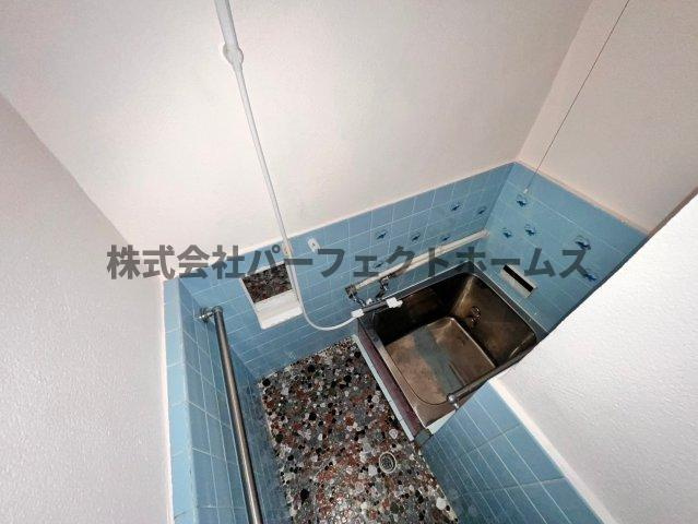 渚南町テラスの浴室|落ち着いた空間のお風呂です