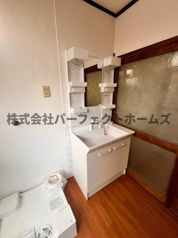 渚南町テラスの洗面所|忙しい朝には欠かせない洗面所です