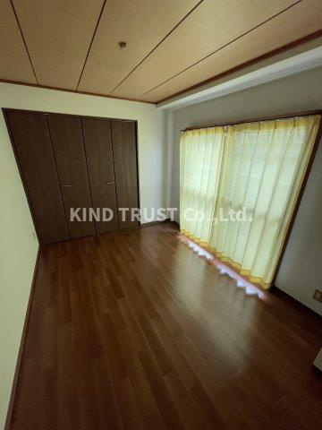 グレースマンションの居間・リビング|使いやすい居間です