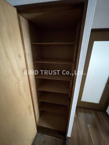 グレースマンションの収納|大きなものも収納できそうです