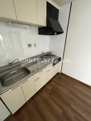 グレースマンションのキッチン|コンパクトなキッチンで掃除もラクラク