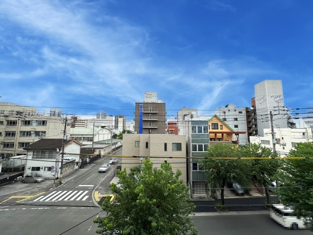 Ｌｏｔｕｓ Ｃｏｕｒｔの展望