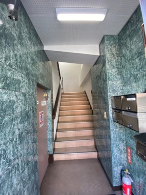 【エントランス】 | 紀之国屋ビル