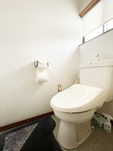徳島市北田宮４丁目の中古一戸建のトイレ