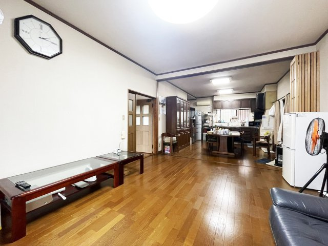 徳島市北田宮４丁目の中古一戸建の居間・リビング