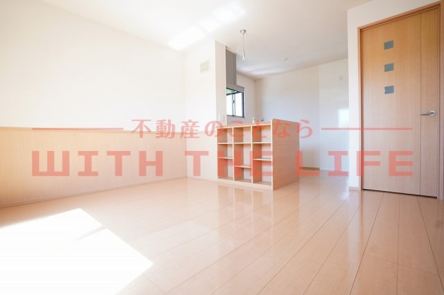 ブリエ【10，000円キャッシュバック対象物件】の内装|明るい室内です