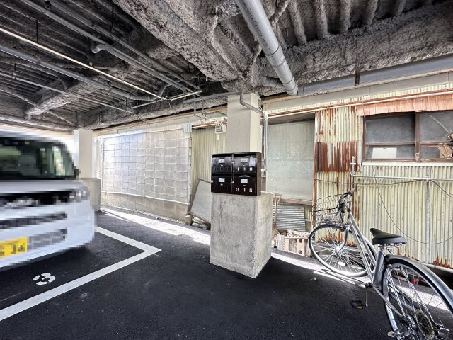 シティーライフHATAのエントランス