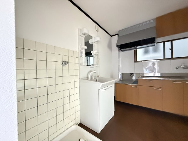 コーポ新橋の独立洗面台