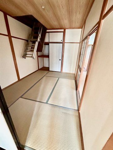 豊中市服部南町1丁目戸建の和室