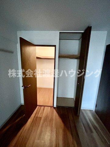 レジオン豊中千里中央の洋室