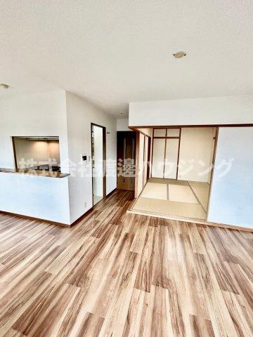 レジオン豊中千里中央の居間・リビング