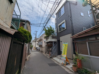 【前面道路含む現地写真】 | 墨田区立花６丁目新築戸建