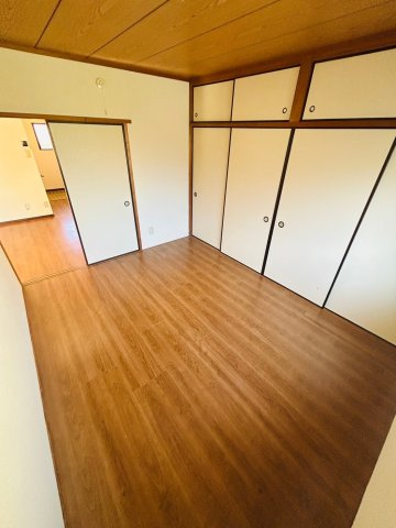 マルワビルの内装