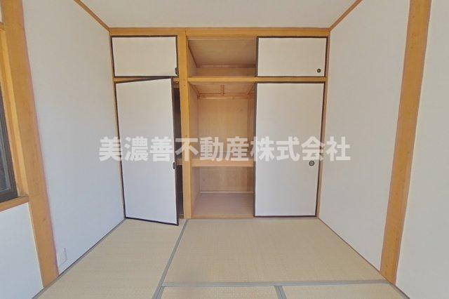 ６４３５０　岐阜市上土居中古戸建ての和室