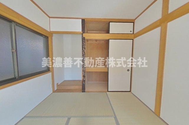 ６４３５０　岐阜市上土居中古戸建ての和室