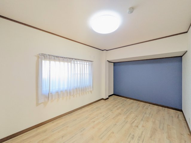 プルミエールAの洋室
