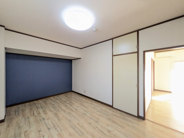 プルミエールAの洋室