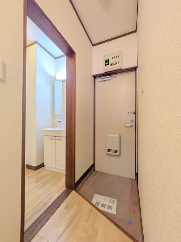 プルミエールAの玄関