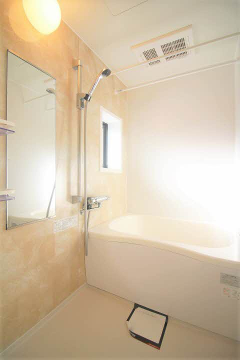 バリュージュ龍野の浴室