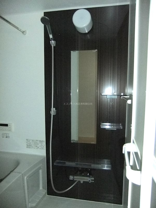 フルールポミエ　Bの浴室