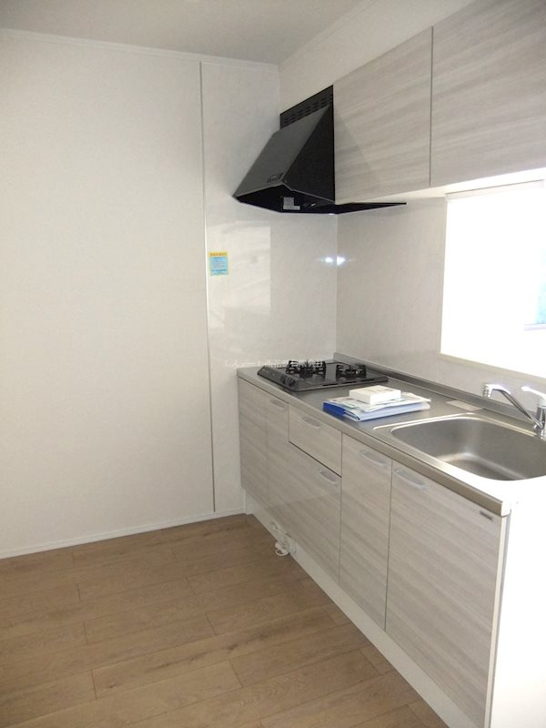 フルールポミエ　Bのキッチン