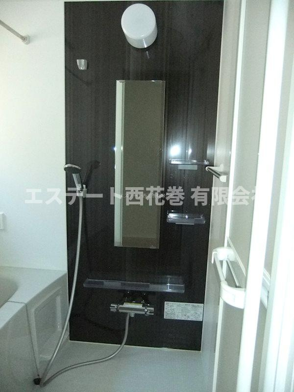 フルールポミエ　Bの浴室