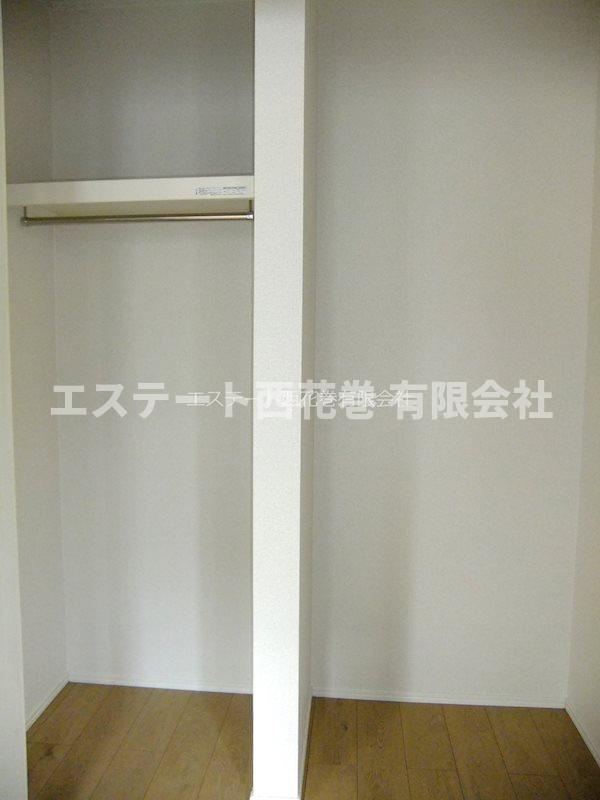 フルールポミエ　Ａ