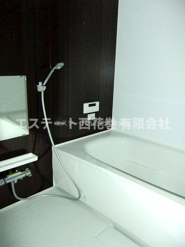 フルールポミエ　Ａの浴室