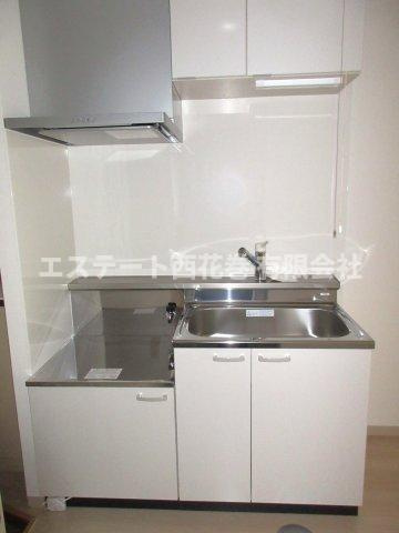 ブルージュのキッチン|新品シンクです。