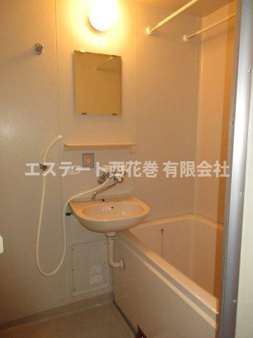 ブルージュの浴室|洗面台が一緒です