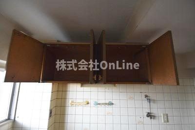 門野ビルの収納