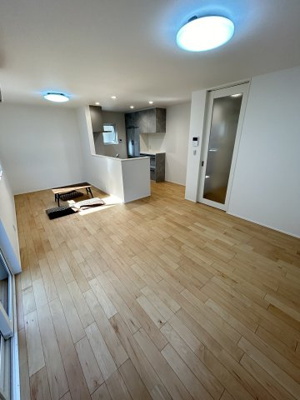 【居間・リビング】 | 高取南二丁目　新築 | 16帖LDK　南向き　ゆったりと家族団欒♪