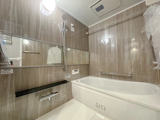 【浴室】 | ライオンズマンション筑紫丘☆仲介手数料無料☆ | 充分なスペースを確保したゆったりお風呂。疲れを癒すのはもちろん、家族のコミュニケーションにも最適の場所♪今日の出来事を話しましょう！