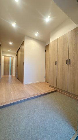 【洋室】 | ライオンズマンション筑紫丘☆仲介手数料無料☆ | 角部屋がもたらす、ちょっとした落ち着き。長く住むとそのありがたさに気づきます。