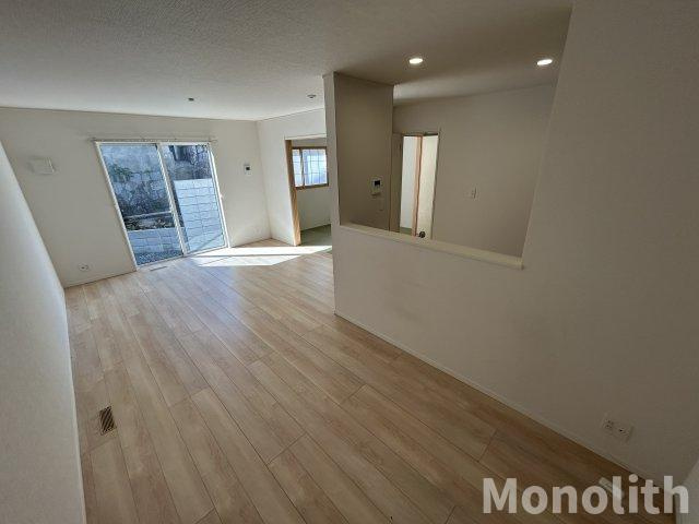 クレイドルガーデン和泉市三林町第4の居間・リビング