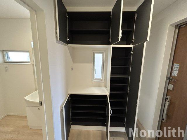 クレイドルガーデン和泉市三林町第4の収納