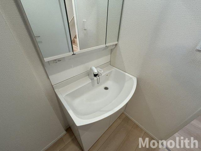 クレイドルガーデン和泉市三林町第4の洗面所