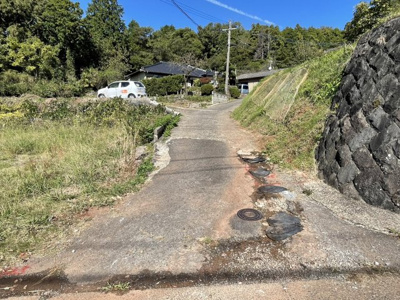【前面道路含む現地写真】 | 野岳町　売地