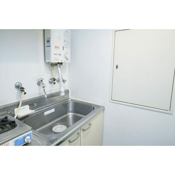 大阪市北区曾根崎新地２丁目の事務所のその他共用部分