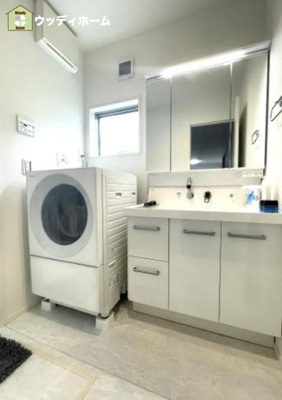 【独立洗面台】 | 川口市鳩ケ谷本町4丁目　中古一戸建て