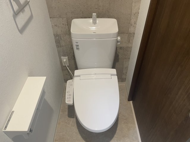 中川区　戸建　/プレジール八神のトイレ