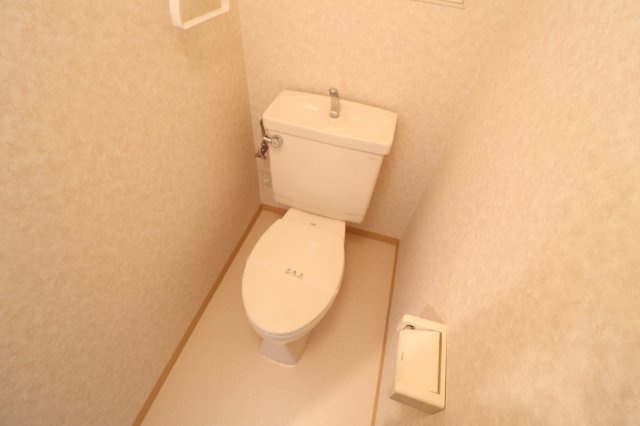 アドバンのトイレ