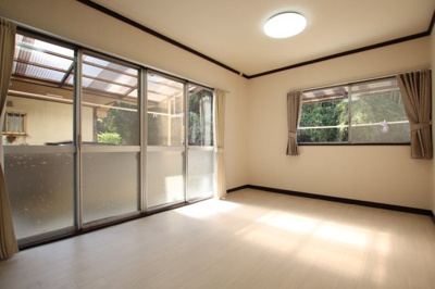 【居間・リビング】 | 楠風台1丁目賃貸戸建住宅