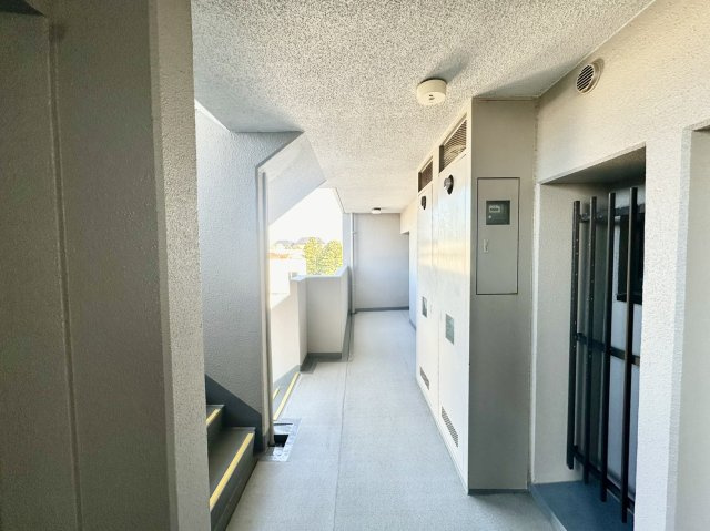 ハウステージ多賀城Ⅱのその他共用部分|住戸階廊下