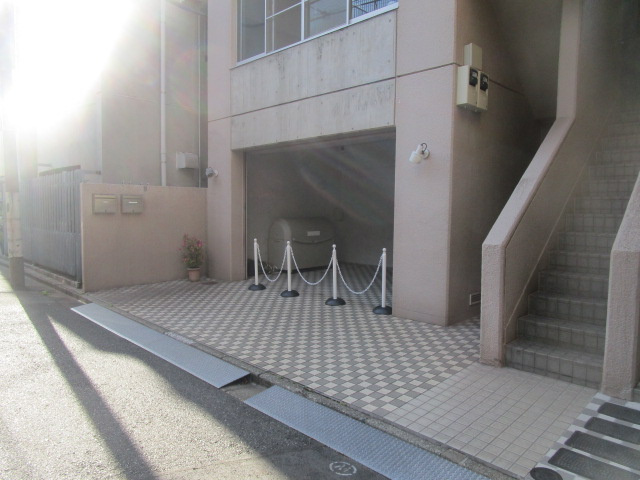 墨田区亀沢３丁目の店舗事務所の外観